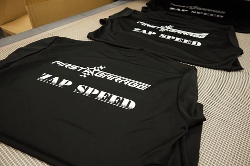 ZAP SPEEDとFIRST☆GARAGEのスタッフウェア