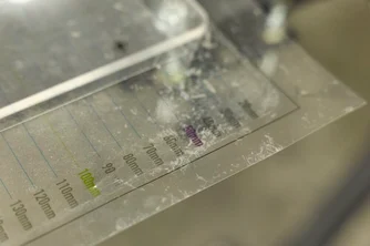 プリント位置を決める目安となるクリアーシート