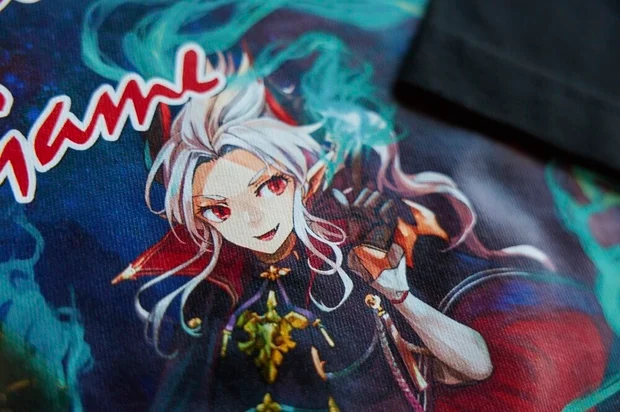 最新のDTFプリンターで作られた魔法少女のイラストをプリントしたアパレルアイテム